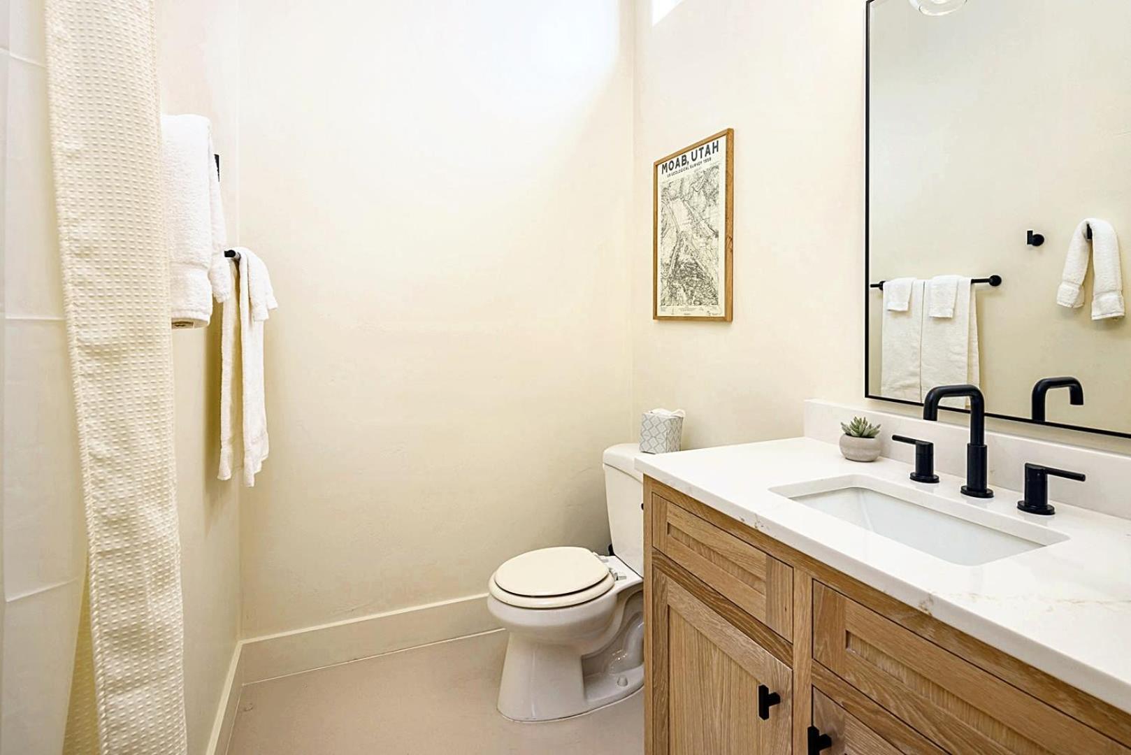 Downtown Kokopelli West 9 - Newly Remodeled Stylish Studio Moab Luaran gambar