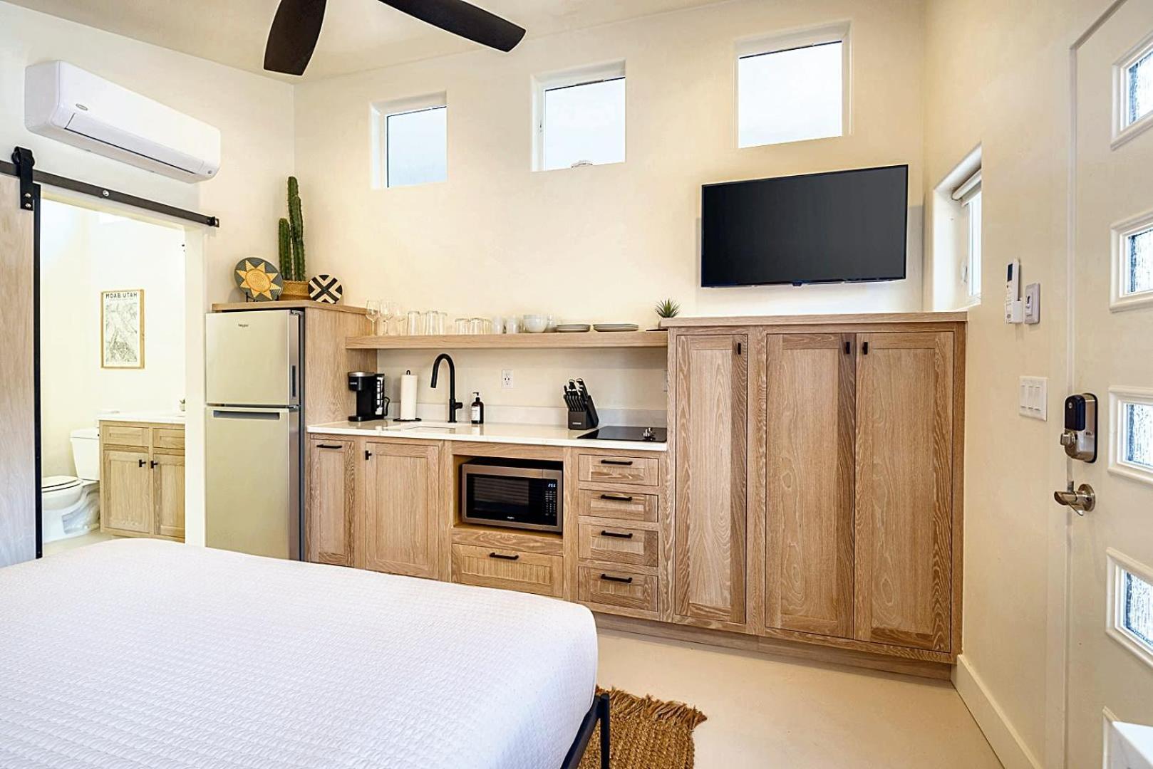 Downtown Kokopelli West 9 - Newly Remodeled Stylish Studio Moab Luaran gambar
